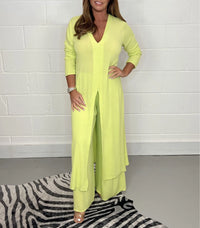 Cherly™ Comfy Two-Piece Set | Flowy Blouse and Wide-Leg Trousers - Yellow