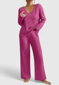 Angeline™ Comfortable Set | V-Neck Sweater and Wide-Leg Ribbed Pants - Pink