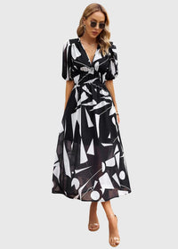 Merlin™ | Flattering Floral Midi Dress - Black