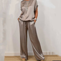 Rita™ Elegant Two-Piece Set | Flowing Blouse and Wide-Leg Pants - Grey